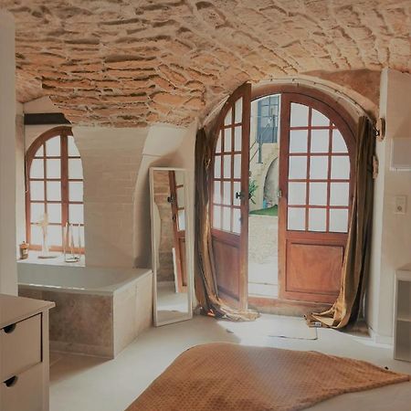 Bed and Breakfast La Cachette Aigues-Vives  Zewnętrze zdjęcie