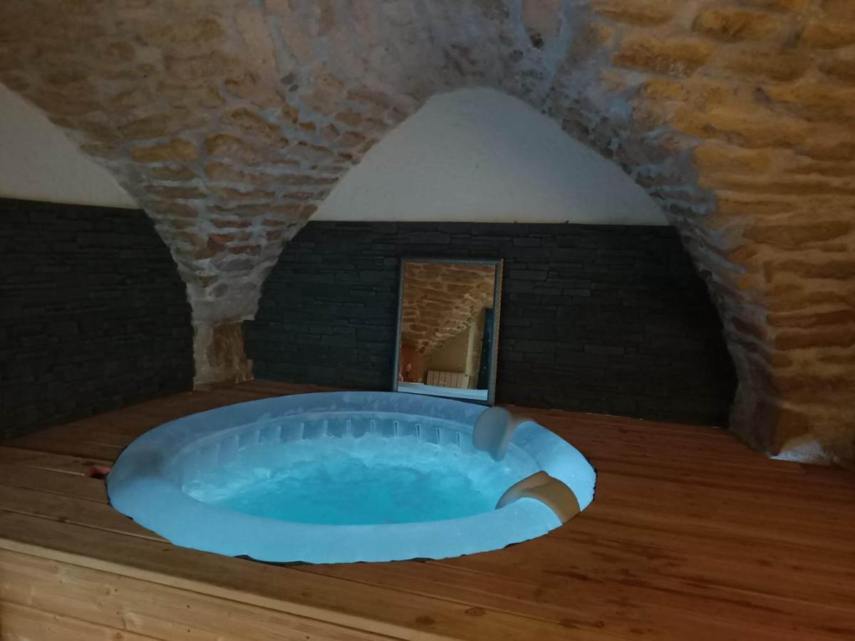 Bed and Breakfast La Cachette Aigues-Vives  Zewnętrze zdjęcie