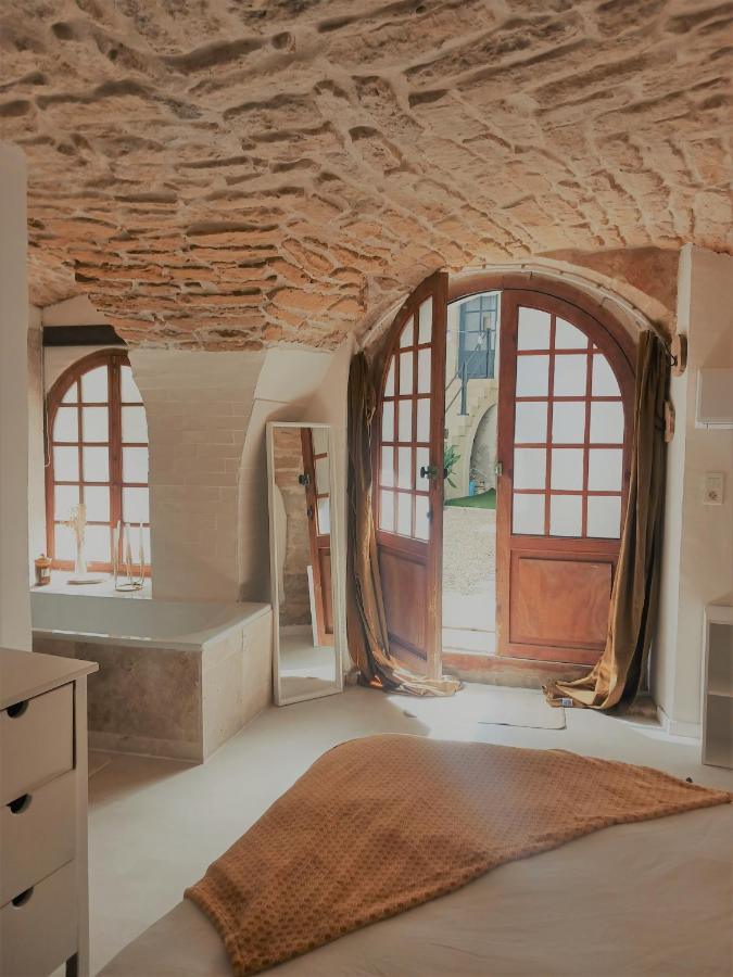 Bed and Breakfast La Cachette Aigues-Vives  Zewnętrze zdjęcie